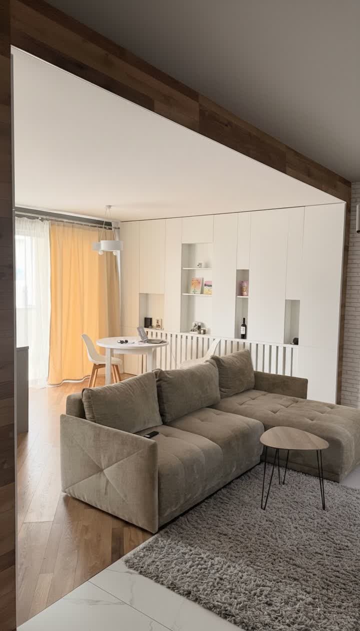Livingul, aceeași poză după corecția de lumină, claritate și culoare
